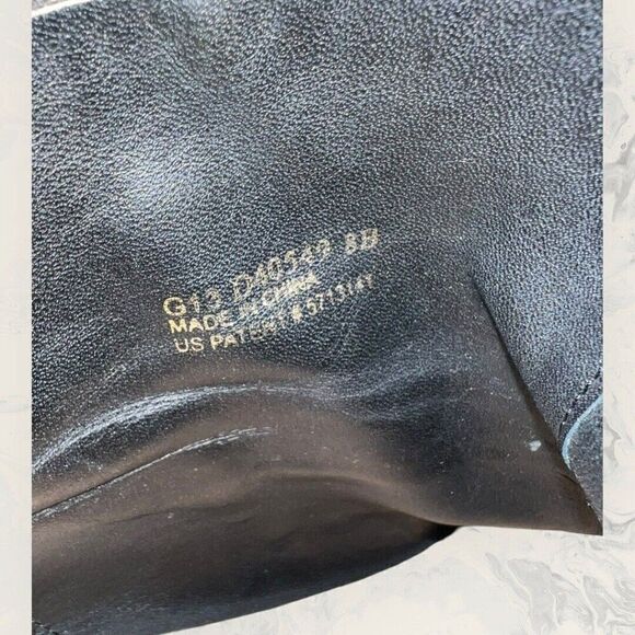 Cole Haan Cassidy Ankle Boots Bootie Black Metallic Gold Brush Off Size 8B - Picture 8 of 8
